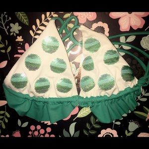 Victoria’s Secret size small bikini top NWOT